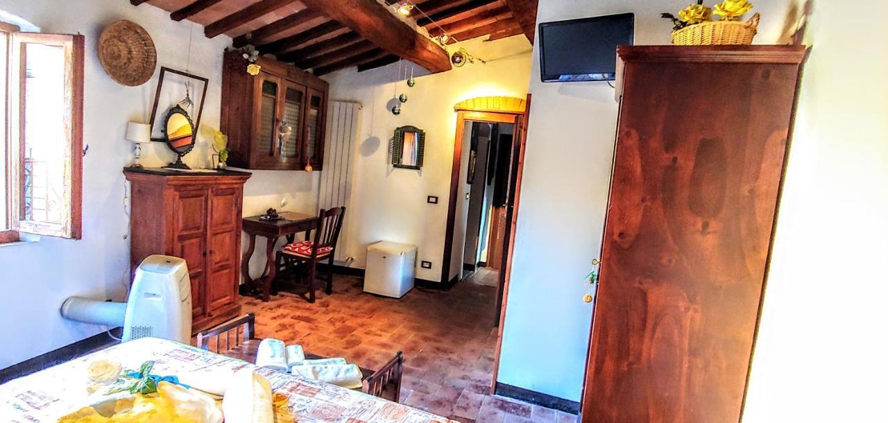 B&B Le Undici Lune San Gimignano Exterior foto
